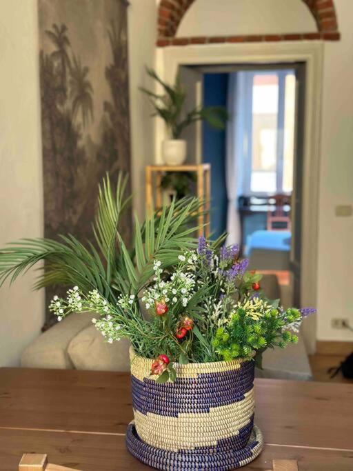 Xenia - Charming Garden In Porta Venezia Appartement Milan
